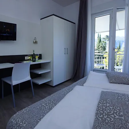 Готель Casa Serena 2*