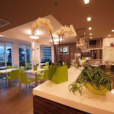 Casa Serena 2* Мальчезіне